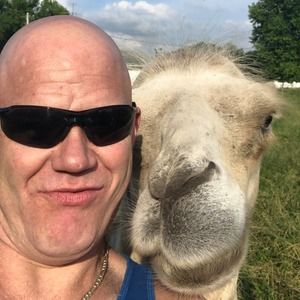 Meet your Posher, Mike